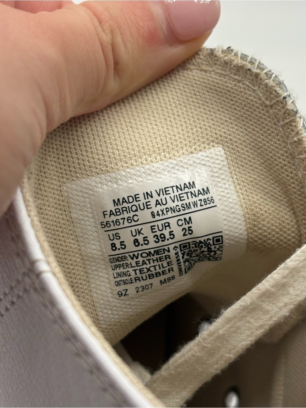 White Leather High Top Converse Chuck Taylor All Stars Women’s 8.5 - Picture 8 of 8